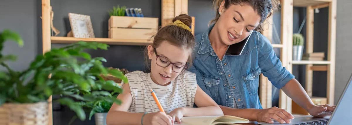 Как да организираме работно място за училище и дистанционна работа